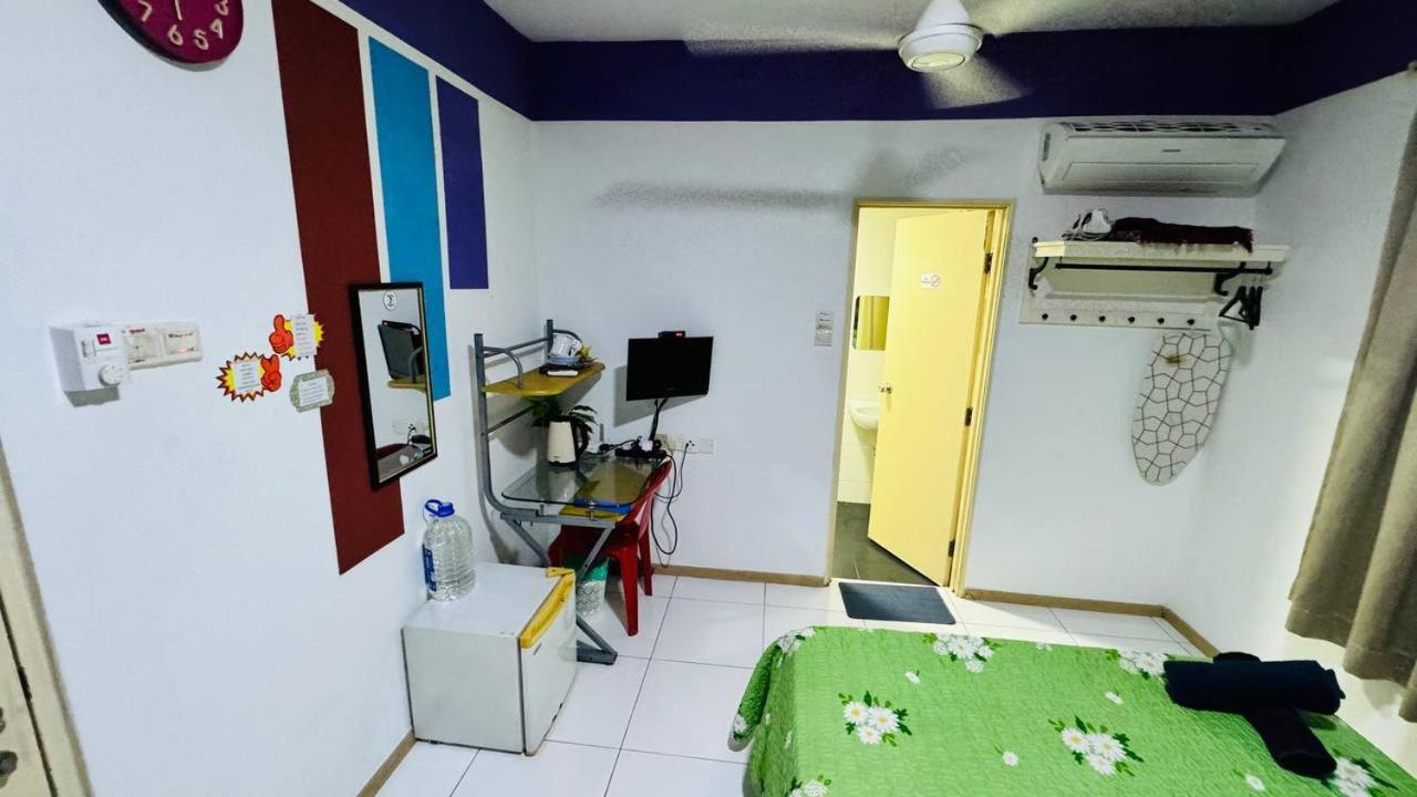 Vista Alam Roomstay 2*
